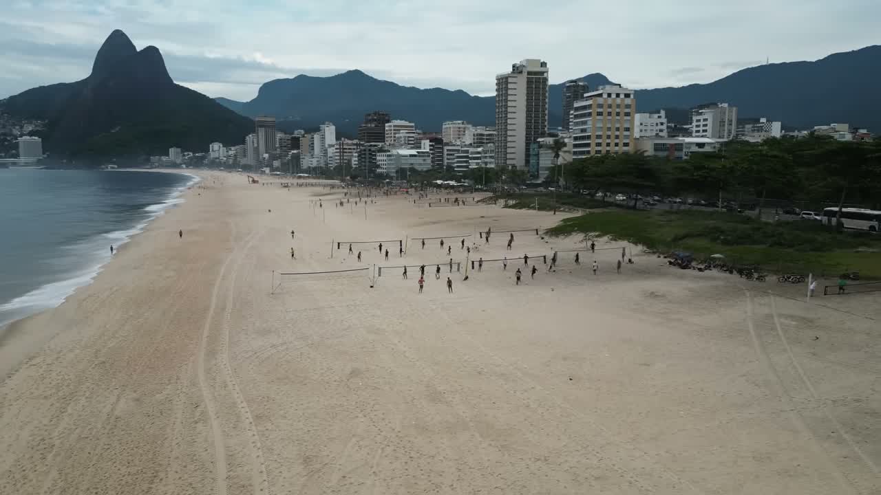 Les Brésiliens sont-ils vraiment forts au foot ? — Alex Freestyle — image 4 sur 6