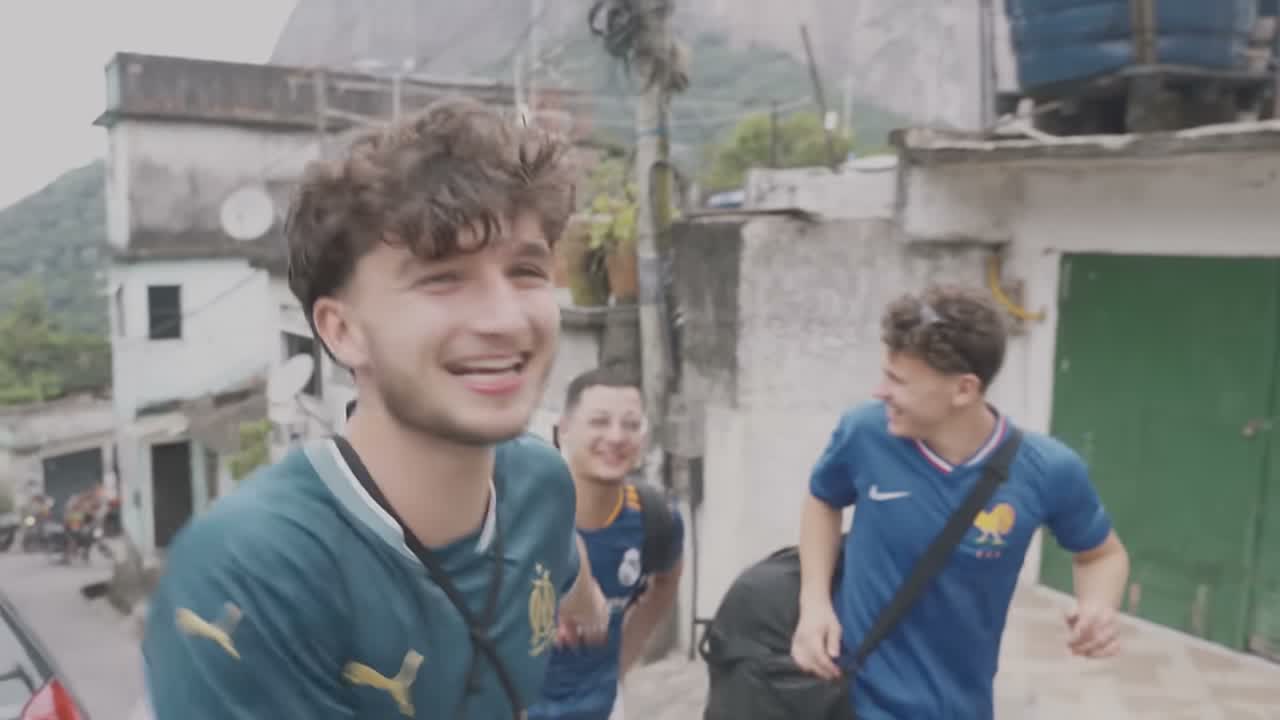 Les Brésiliens sont-ils vraiment forts au foot ? — Alex Freestyle — image 5 sur 6
